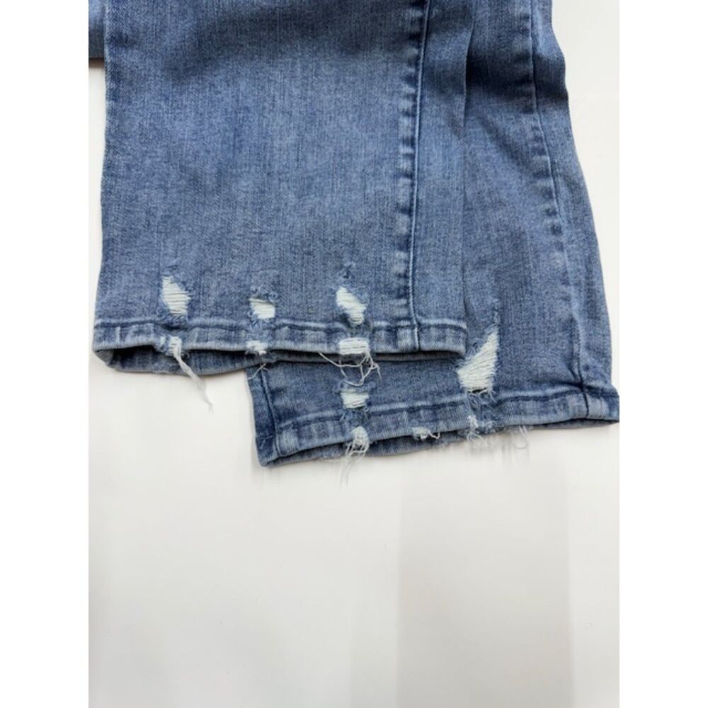 Judy Blue Straight Fit 7/28 Distressed Jeans - Picture 7 of 9
